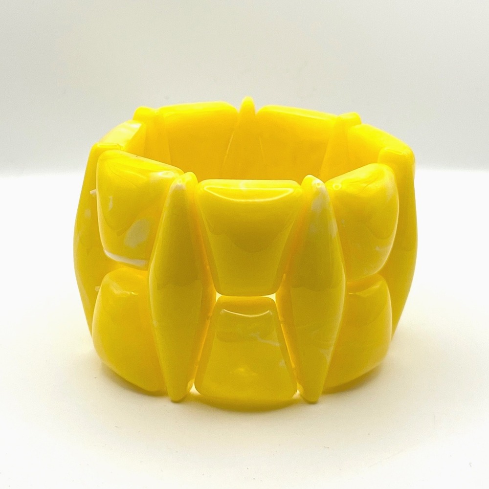 Yellow Chunky Lucite Geometric Stretch Bracelet Marbled Statement Mod Jewelry